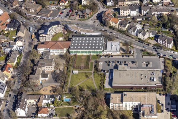 Aerial view, Pferdebachstraße corner Hörder Straße, Harkortschule and sports hall, Edeka supermarket, Stockum, Witten, Ruhr area, North Rhine-Westphalia, Germany, education, educational institution, DE, shopping centre, Europe, primary school, educational institute, aerial view, aerial photography, aerial photography, local supply centre, school, overview, bird's-eye view, overview