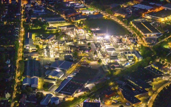 Aerial view, Evonik Industries AG premises, chemical plant, Witten, Ruhr area, North Rhine-Westphalia, Germany, Arthur-Imhausen-Straße, DE, twilight photography, Europe, commercial enterprises, commercial area, commercial park, commercial location, commercial use, industrial area, industrial building, industrial location, light pollution, aerial photograph, aerial photography, aerial photography, night, night shot, night flight, overview, bird's eye view, illuminated streets, birds-eyes view, nightflight, overview