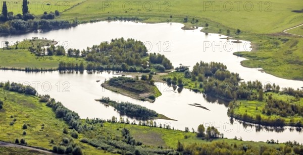 Aerial photograph, renaturalisation of the Lippe estuary in the nature reserve and Büdericher Insel in Wesel, Lower Rhine, North Rhine-Westphalia, Germany, Büdericher Insel, DE, Europe, Lippe floodplain, Lippeverband, aerial photograph, aerial photography, aerial photography, NSG, nature reserve Lippemündung, overview, bird's eye view, Wesel, birds-eyes view, overview, renaturalised river