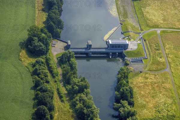 Aerial view, Wasserwerke Westfalen GmbH, river Ruhr with hydropower plant Echthausen, Echthausen, Wickede, Sauerland, North Rhine-Westphalia, Germany, DE, Europe, Im Ruhrfeld, aerial view, aerial photography, aerial photography, overview, bird's-eye view, hydropower plant, birds-eyes view, overview