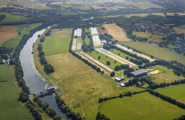 Aerial view, Wasserwerke Westfalen GmbH, river Ruhr with hydropower plant Echthausen, Echthausen, Wickede, Sauerland, North Rhine-Westphalia, Germany, DE, Ense, Europe, Im Ruhrfeld, aerial view, aerial photography, aerial photography, overview, bird's-eye view, hydropower plant, birds-eyes view, overview