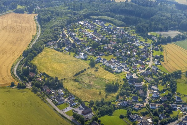 Aerial view, building land, new housing estate between Ruhrstraße and Höhenweg, housing estate Höhenweg Marienhöhe, Echthausen, Wickede, Sauerland, North Rhine-Westphalia, Germany, building plots, building land, building project, DE, Europe, property tax, real estate, aerial view, aerial photography, aerial photography, new development area, overview, bird's eye view, residential complex, living and living, residential area, residential buildings, quality of living, housing estate, birds-eyes view, overview
