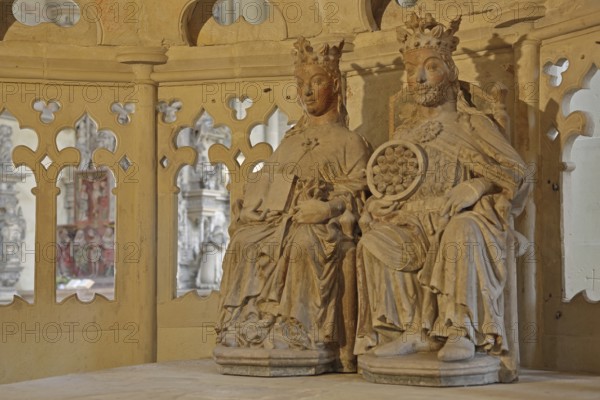 Ruling couple Otto the Great and his wife Edgitha in a chapel, two sculptures, couple, arts and crafts, stone carving, stone, interior view, detail, St Mauritius and St Katharina, Magdeburg Cathedral, Magdeburg, Saxony-Anhalt, Germany