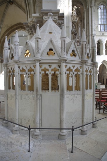 Sixteen-sided Gothic chapel, inside Otto the Great and his wife Edgitha, angular, St Mauritius and St Katharina, Magdeburg Cathedral, Magdeburg, Saxony-Anhalt, Germany