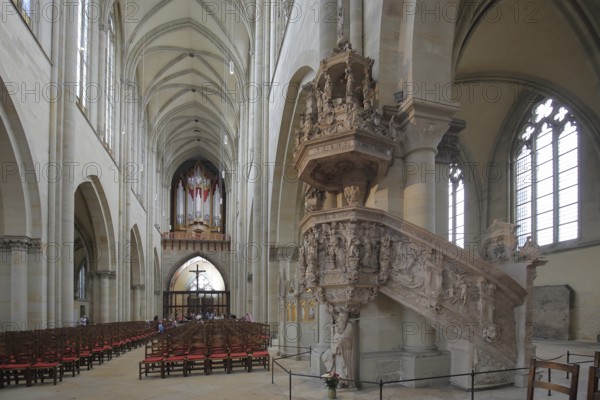 Gothic cathedral with Renaissance pulpit by Christoph Kapup 1597 made of alabaster, stonemasonry, craftsmanship, decorations, pulpit cover, interior view, St Mauritius and St Katharina, Magdeburg Cathedral, Magdeburg, Saxony-Anhalt, Germany