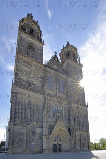 Gothic Cathedral of St Mauritius and St Katharina with twin towers against the light, Magdeburg Cathedral, Magdeburg, Saxony-Anhalt, Germany