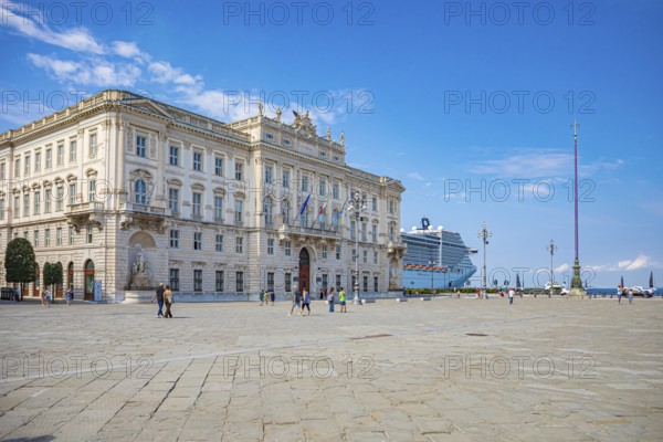 Piazza Unita dItalia in Trieste, Friuli-Venezia Giulia, Italy