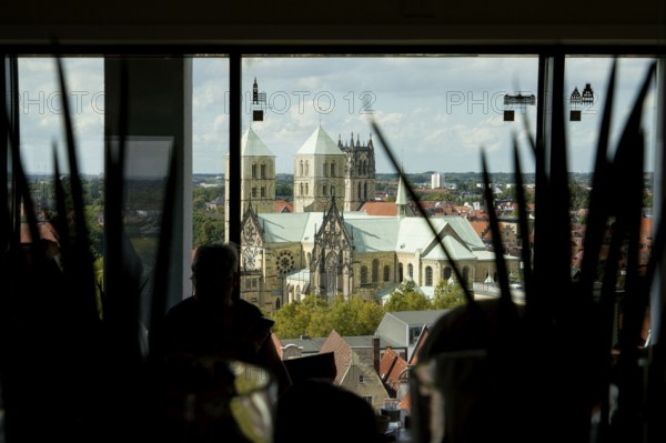 Aerial view, old town with St Paul's Cathedral and St Lambert's Catholic Church, Münster, North Rhine-Westphalia, Germany