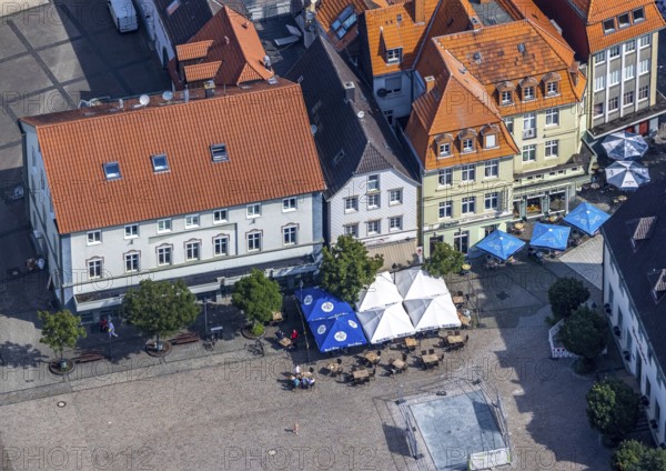 Aerial view, gastronomy cafe and restaurant Alter Markt, Werl, Soester Börde, North Rhine-Westphalia, Germany, outdoor gastronomy, Corona, DE, Europe, pedestrian zone, aerial view, aerial photography, aerial photography, parasols, tables and chairs, overview, bird's eye view, birds-eyes view, overview