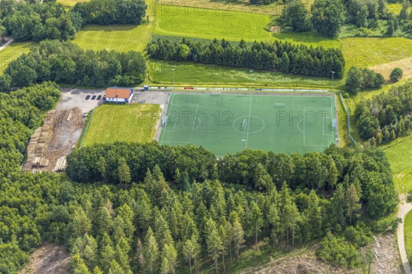 Aerial view, sports field SV Blau-Weiß Hillmicke, Wenden, Sauerland, North Rhine-Westphalia, Germany, Am Fockenberg, DE, Europe, football field, aerial view, aerial photography, aerial photography, sports, sports facilities, sports field, sports facility, overview, bird's-eye view, overview