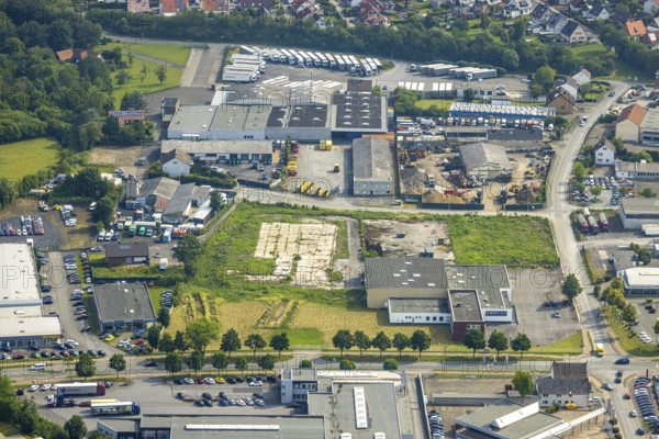 Aerial view, derelict land in Hammer Straße industrial estate, Kettler Outlet Neuwerk, Werl, Soester Börde, North Rhine-Westphalia, Germany, derelict land, DE, Europe, commercial enterprises, commercial area, industrial estate, business park, commercial location, commercial use, industrial estate, industrial building, industrial location, aerial view, aerial photography, aerial photography, overview, bird's-eye view, bird's-eye view, overview