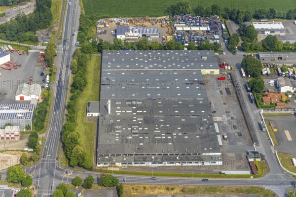 Aerial view, industrial estate Hammer Straße, Kettler Werk Sönnern 1, Budberg, Werl, Soester Börde, North Rhine-Westphalia, Germany, DE, Europe, commercial enterprises, commercial area, industrial estate, business park, commercial location, commercial use, industrial area, industrial building, industrial location, aerial photograph, aerial photography, aerial photography, scrap yard, overview, bird's-eye view, bird's-eye view, overview