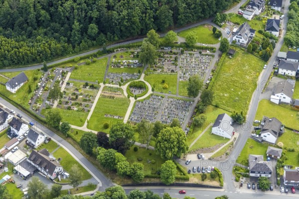 Aerial view, cemetery with circular route, parish of Wenden, Wenden, Sauerland, North Rhine-Westphalia, Germany, burial place, DE, Europe, cemetery, memorial, place of worship, graves, burial ground, circular shape, aerial view, aerial photography, aerial photography, resting place, overview, bird's-eye view, overview