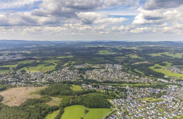Aerial view, local view Wenden, Sauerland, North Rhine-Westphalia, Germany, DE, Europe, distant view, property tax, real estate, aerial view, aerial photography, aerial photography, overview, bird's-eye view, Wenden, living and living, residential area, residential buildings, quality of living, birds-eyes view, overview