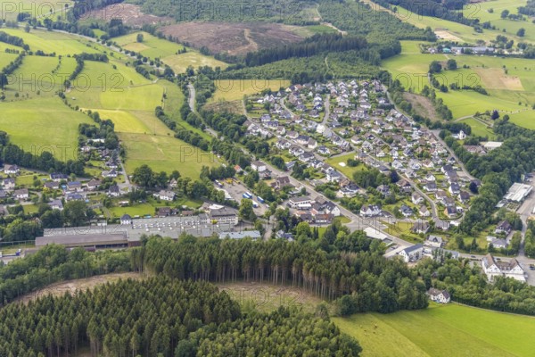 Aerial view, local view Heid, Wenden, Sauerland, North Rhine-Westphalia, Germany, DE, Europe, property tax, real estate, aerial view, aerial photography, aerial photography, overview, bird's-eye view, living and living, residential area, residential buildings, quality of living, birds-eyes view, overview