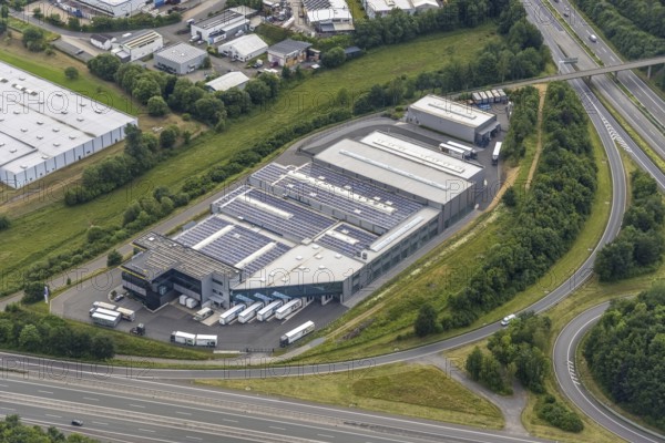 Aerial view, commercial area Hillmicker Straße, Sunflex Aluminiumsysteme, Gerlingen, Hillmicke, Wenden, Sauerland, North Rhine-Westphalia, Germany, DE, Europe, commercial enterprises, commercial area, commercial park, commercial location, commercial use, industrial area, industrial building, industrial location, aerial photograph, aerial photography, aerial photography, photovoltaics, photovoltaic system, solar, solar system, solar roof, solar energy, solar energy, overview, bird's-eye view, birds-eyes view, overview