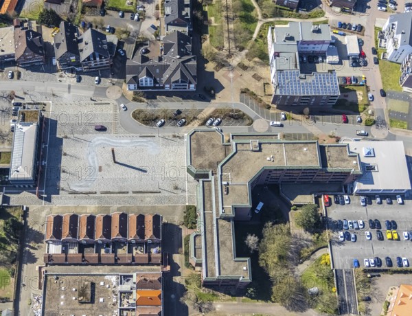 Aerial view, town hall, town hall square, Voerde, Ruhr area, Lower Rhine, North Rhine-Westphalia, Germany, authority, DE, Europe, aerial view, aerial photography, aerial photography, market place, overview, bird's eye view, weekly market market, birds-eyes view, overview