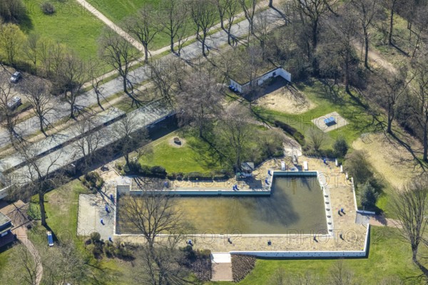 Aerial view, Hermann-Breymann-Bad, Voerde, Ruhr area, Lower Rhine, North Rhine-Westphalia, Germany, bathing establishment, bathing resort, DE, Europe, outdoor pool, leisure activities, aerial view, aerial photography, aerial photography, swimming pool, swimming pool, overview, bird's-eye view, overview