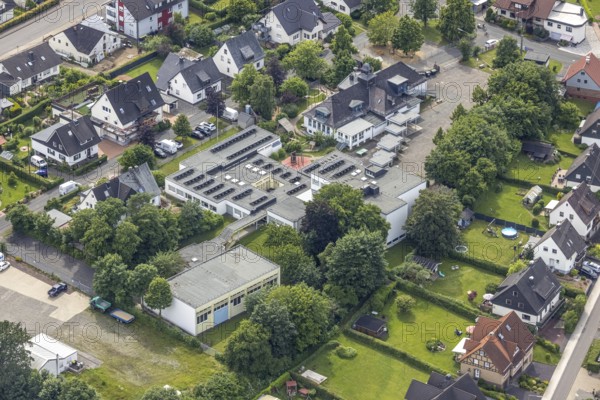 Aerial view, community primary school Hünsborn, Hünsborn, Wenden, Sauerland, North Rhine-Westphalia, Germany, education, educational institution, DE, Europe, primary school, teaching institute, aerial view, aerial photography, aerial photography, school, overview, bird's eye view, birds-eyes view, overview