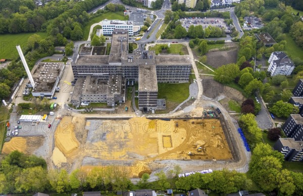Aerial view, construction site, new clinic building at Helios Klinikum Niederberg, Velbert, Ruhr area, North Rhine-Westphalia, Germany, construction work, construction area, construction site, building plots, construction project, construction site, DE, Europe, aerial view, aerial photography, aerial photography, new building, overview, bird's-eye view, overview