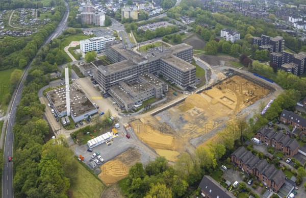 Aerial view, construction site, new clinic building at Helios Klinikum Niederberg, Velbert, Ruhr area, North Rhine-Westphalia, Germany, construction work, construction area, construction site, building plots, construction project, construction site, DE, Europe, aerial view, aerial photography, aerial photography, new building, overview, bird's-eye view, overview