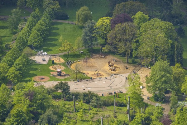Aerial view, playground Herminghauspark, Velbert, Ruhr area, North Rhine-Westphalia, Germany, DE, Europe, leisure park, aerial view, aerial photography, aerial photography, park, playground, overview, bird's-eye view, overview