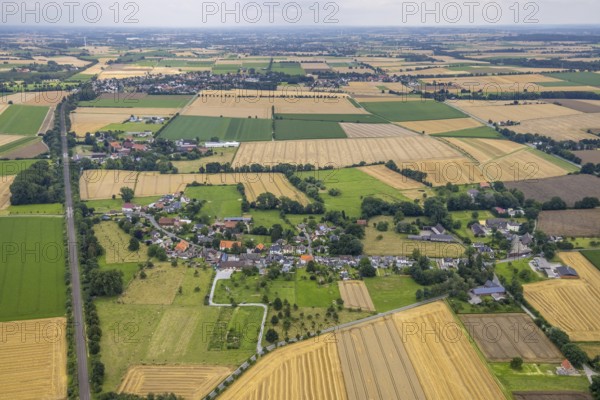Aerial view, meadows and fields with Stockum town view, Unna, Ruhr area, North Rhine-Westphalia, Germany, DE, Europe, aerial view, aerial photography, aerial photography, town view, townscape, urban area, overview, bird's eye view, meadows and fields, birds-eyes view, overview