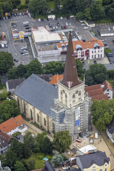 Aerial view, construction site and renovation of the protestant town church, old town, Unna, Ruhr area, North Rhine-Westphalia, Germany, place of worship, construction work, construction area, construction site, construction project, construction site, DE, Europe, religious community, place of worship, church, church community, church square, denomination, aerial view, aerial photography, aerial photography, religion, renovation, renovation, overview, bird's-eye view, overview
