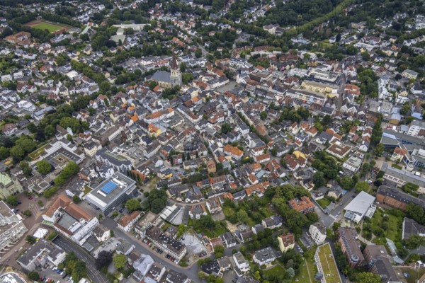 Aerial view, old town centre, construction site and renovation of the evang. City church, Old town market square, Unna, Ruhr area, North Rhine-Westphalia, Germany, place of worship, construction work, construction area, construction site, construction project, construction site, well, DE, Europe, religious community, place of worship, property tax, real estate, church, church community, church square, denomination, aerial view, aerial photography, aerial photography, market, market square, market stalls, religion, renovation, renovation, overview, bird's eye view, living and life, residential area, residential buildings, quality of life, birds-eyes view, overview