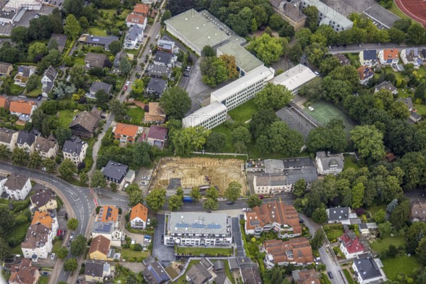 Aerial view, Peter-Weiss-Gesamtschule, construction site at Kessebürener Weg, Unna, Ruhr area, North Rhine-Westphalia, Germany, construction work, construction area, building site, building plots, construction measure, construction project, construction site, education, educational institution, DE, Europe, comprehensive school, teaching institute, aerial view, aerial photography, aerial photography, school, overview, bird's eye view, birds-eyes view, overview
