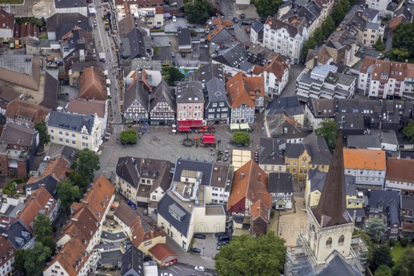 Aerial view, old town market square, Unna, Ruhr area, North Rhine-Westphalia, Germany, fountain, DE, Europe, half-timbered houses, aerial view, aerial photography, aerial photography, market, market square, market stalls, overview, bird's eye view, birds-eyes view, overview