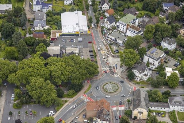 Aerial view, roundabout and construction site at Viktoriastraße corner Friedrich-Ebert-Straße, Unna, Ruhr area, North Rhine-Westphalia, Germany, construction work, construction area, construction site, construction measure, construction project, construction site, DE, Europe, roundabout, roundabout, roundabout, aerial view, aerial photography, aerial photography, overview, bird's-eye view, overview