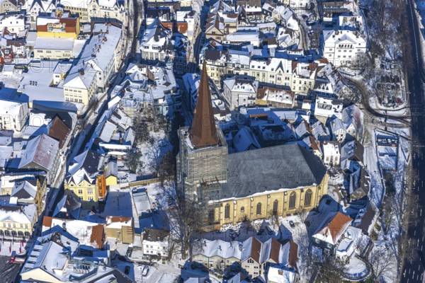 Aerial view, renovation construction site protestant town church, old town, Unna, Ruhr area, North Rhine-Westphalia, Germany, place of worship, construction work, construction area, construction site, construction project, construction site, DE, Europe, religious community, place of worship, church, church community, church square, denomination, aerial view, aerial photography, aerial photography, religion, renovation, renovation, snow, overview, bird's eye view, winter, winter slump, winter landscape, birds-eyes view, overview