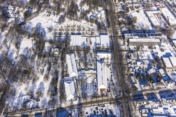 Aerial photo, Märkisches Berufskolleg, Königsborn, Unna, Ruhr area, North Rhine-Westphalia, Germany, education, educational institution, DE, Europe, college, teaching institute, aerial photography, aerial photography, aerial photography, snow, school, overview, bird's-eye view, winter, winter slump, winter landscape, birds-eyes view, overview