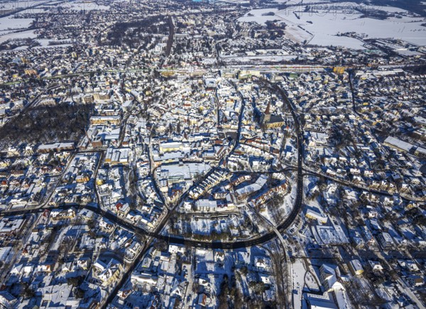 Aerial view, city centre, city, old town, Wallring, Unna, Ruhr area, North Rhine-Westphalia, Germany, DE, Europe, Protestant town church, property tax, real estate, aerial view, aerial photography, aerial photography, snow, overview, bird's-eye view, Wall streets, winter, onset of winter, winter landscape, living and life, residential area, residential buildings, quality of life, bird's-eye view, overview