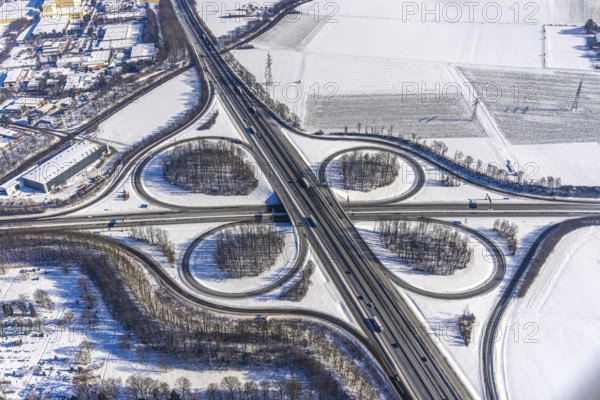 Aerial view, motorway junction Unna-Ost, Unna, Ruhr area, North Rhine-Westphalia, Germany, motorway A44, DE, Europe, shapes and colours, aerial view, aerial photography, aerial photography, snow, overview, bird's-eye view, winter, winter landscape, birds-eyes view, overview