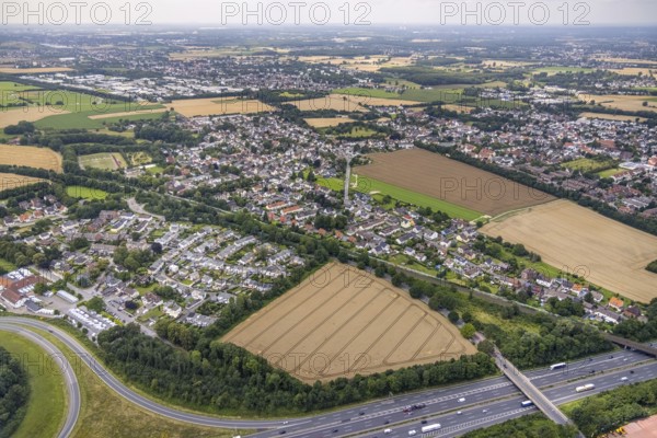 Aerial view, At the motorway A1 Unnaer Straße local view Maßen, Unna, Ruhr area, North Rhine-Westphalia, Germany, DE, Europe, aerial view, aerial photography, aerial photography, overview, bird's-eye view, overview