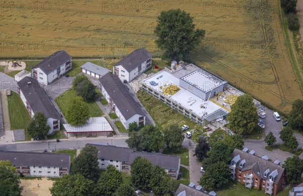 Aerial view, Buderuskolonie, Campus Unna Hochschulcampus, construction site at Lippestraße, Maßen, Unna, Ruhr area, North Rhine-Westphalia, Germany, construction work, construction area, building site, building plots, construction measure, construction project, building site, education, educational institution, DE, Europe, university, university of applied management, teaching institute, aerial view, aerial photography, aerial photography, new building, overview, bird's eye view, overview