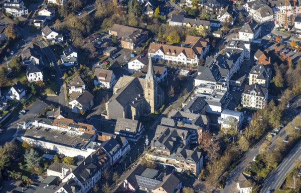 Aerial view, city centre with St. Johannes Church in Sundern, Sauerland, North Rhine-Westphalia, Germany, place of worship, DE, Europe, religious community, place of worship, holy place, church, parish, denomination, aerial view, aerial photography, aerial photography, religion, religious site, Sundern, overview, bird's-eye view, overview