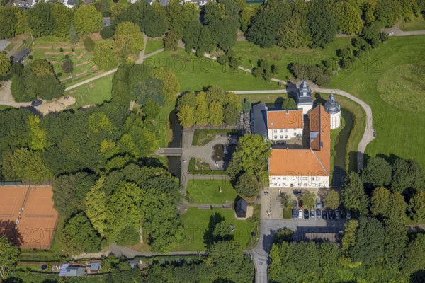 Aerial view, Schloss Haus Martfeld in the district of Lindenberg in Schwelm, Ruhr area, North Rhine-Westphalia, Germany, DE, Europe, Haus Martfeld, aerial view, aerial photography, aerial photography, manor, round tower, castle, castle complex, Schwelm, overview, bird's eye view, birds-eyes view, overview