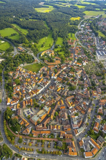 Aerial view, Burgsteinfurt Castle, also known as Steinfurt Castle, in the Burgsteinfurt district of Steinfurt, Münsterland, North Rhine-Westphalia, Germany, castle, castle complex, DE, Europe, moat, aerial photograph, aerial photography, aerial photography, castle, castle complex, Steinfurt, Steinfurter Aa, overview, bird's eye view, moated castle, moated moat, moated castle, bird's eye view, overview