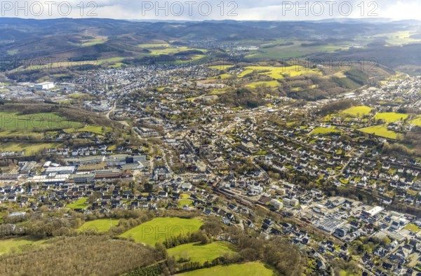 Aerial view, town view Sundern, Sundern, Sauerland, North Rhine-Westphalia, Germany, DE, Europe, distant view, hilly landscape, aerial view, aerial photography, aerial photography, town hall, overview, bird's eye view, birds-eyes view, overview