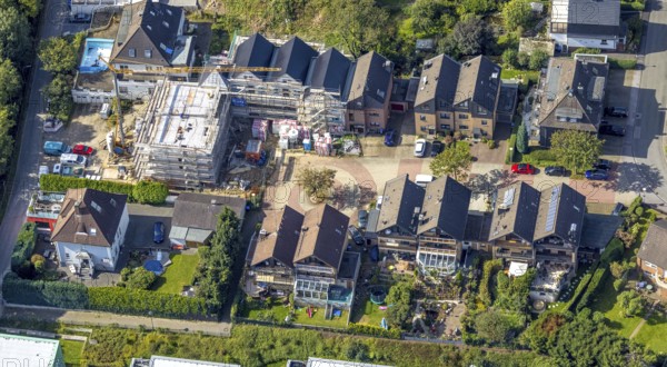 Aerial view, construction site and new building between Heinrichstraße and Herdstraße in the Loh district of Schwelm, Ruhr area, North Rhine-Westphalia, Germany, construction work, construction area, building site, building plots, construction project, construction site, DE, Europe, aerial view, aerial photography, aerial photography, new building, Schwelm, overview, bird's-eye view, overview