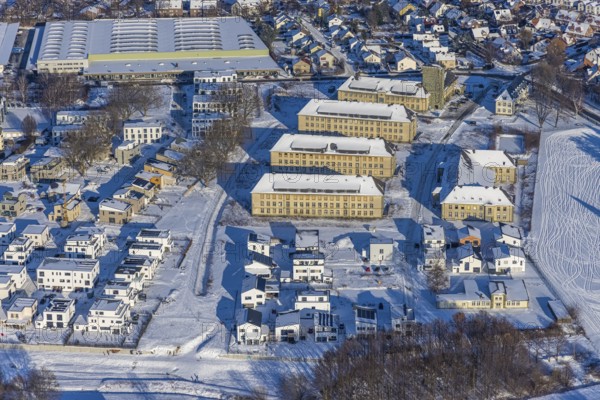 Aerial view, Belgian Quarter Soest, new construction of flats and terraced houses, former Belgian barracks BEM Adam, snow, winter, Jakobi, Soest, Soester Börde, North Rhine-Westphalia, Germany, Soester, Börde, DE, Europe, birds-eyes, view, aerial photography, aerial photography, aerial photography, overview, overview, bird's eye view, winter weather, winter onset, cold, residential neighbourhood, former, barracks, housing, flat, houses, residential buildings, housing estate, settlement