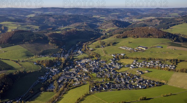 Aerial view, aerial view district Dorlar in Schmallenberg, Sauerland, North Rhine-Westphalia, Germany, DE, Europe, distant view, property tax, hilly landscape, real estate, aerial view, aerial photography, aerial photography, Schmallenberg, overview, bird's-eye view, forest area, residential area, living and living, residential area, residential buildings, residential quality, residential neighbourhood, housing estate, birds-eyes view, overview