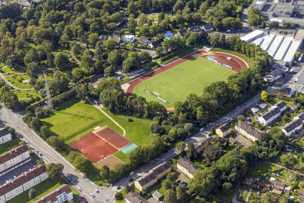 Aerial view, sports field Jesinghauser Straße of the Spielvereinigung Linderhausen.in the district Öhde in Schwelm, Ruhr area, North Rhine-Westphalia, Germany, DE, Europe, football field, football stadium, aerial view, aerial photography, aerial photography, Schwelm, sports facilities, sports field, sports facility, overview, bird's-eye view, overview