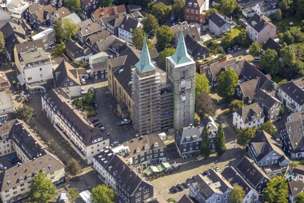 Aerial view, church tower renovation of the evang. Christuskirche in Schwelm, Ruhr area, North Rhine-Westphalia, Germany, place of worship, construction work, construction area, construction site, construction measure, construction project, construction site, DE, Europe, religious community, place of worship, holy place, church, parish, church towers, denomination, aerial view, aerial photography, aerial photography, religion, religious site, renovation, redevelopment, Schwelm, tower, overview, cladding, bird's-eye view, overview
