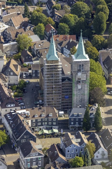 Aerial view, church tower renovation of the evang. Christuskirche in Schwelm, Ruhr area, North Rhine-Westphalia, Germany, place of worship, construction work, construction area, construction site, construction measure, construction project, construction site, DE, Europe, religious community, place of worship, holy place, church, parish, church towers, denomination, aerial view, aerial photography, aerial photography, religion, religious site, renovation, redevelopment, Schwelm, tower, overview, cladding, bird's-eye view, overview