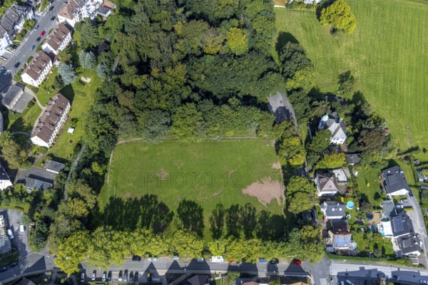 Aerial view, sports field in the Grothestraße forest at the corner of Drosselweg in Schwelm, Ruhr area, North Rhine-Westphalia, Germany, DE, Europe, football pitch, aerial view, aerial photography, aerial photography, Schwelm, sports, sports facilities, sports venue, overview, bird's-eye view, overview