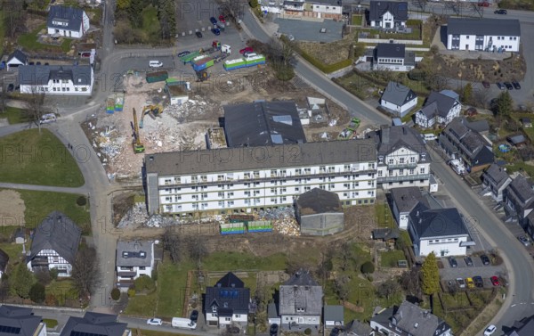 Aerial photo, construction site and demolition of nurses' home at St. Josefs-Hospital, Olsberg, Sauerland, North Rhine-Westphalia, Germany, demolition work, construction work, construction site, building site, building plots, construction project, construction site, DE, Europe, aerial photo, aerial photography, aerial photography, overview, bird's-eye view, overview